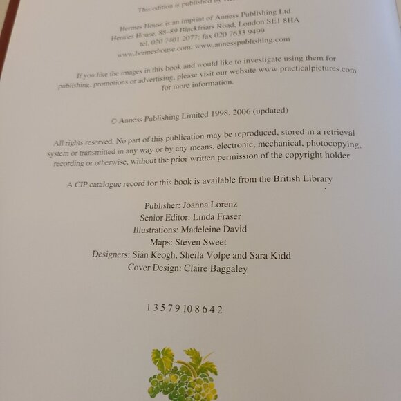 The Ultimate Encyclopedia of Wine, Beer, Spirits and Liqueurs - HC/DJ - Picture 7 of 10